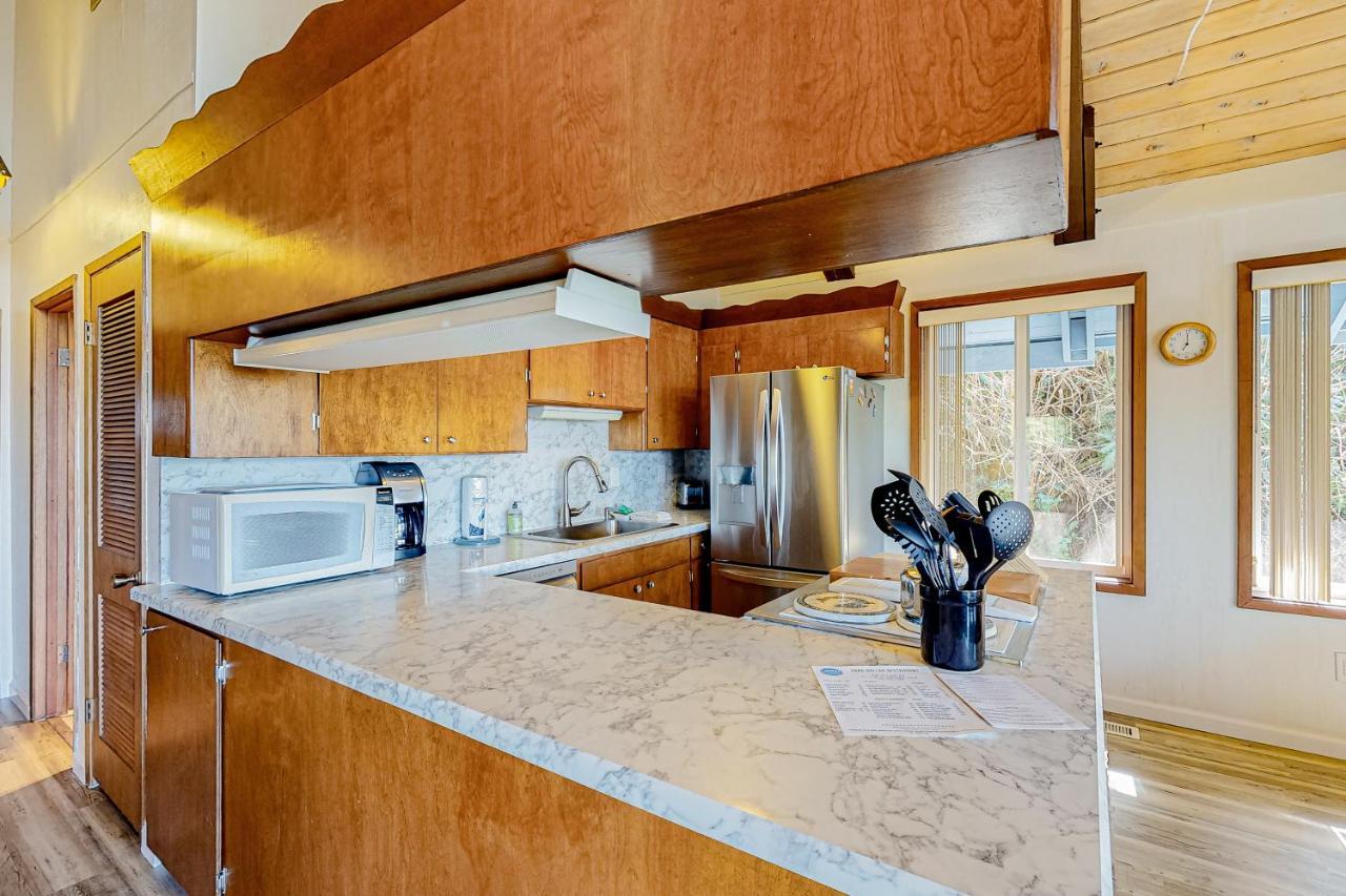 Rockaway Beach House Exterior photo