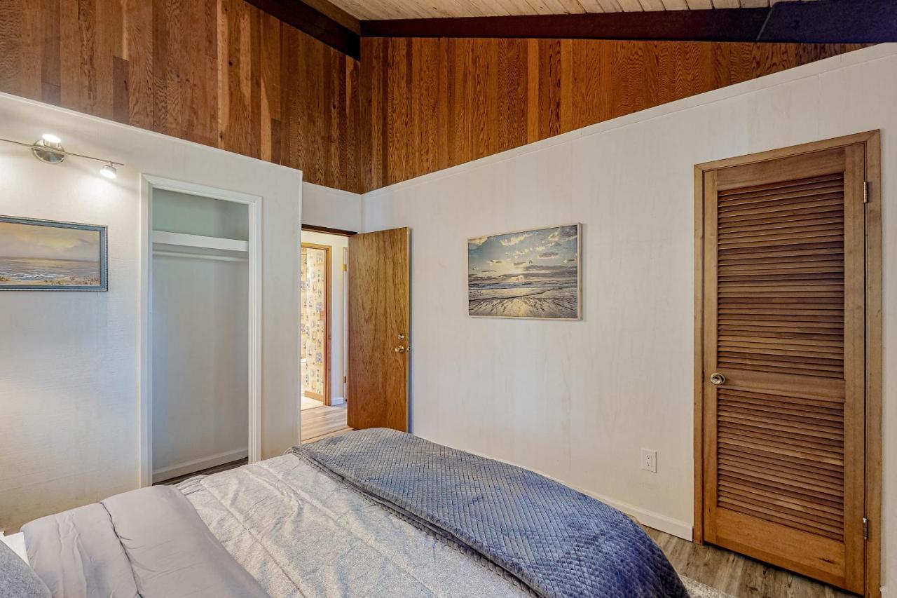 Rockaway Beach House Exterior photo